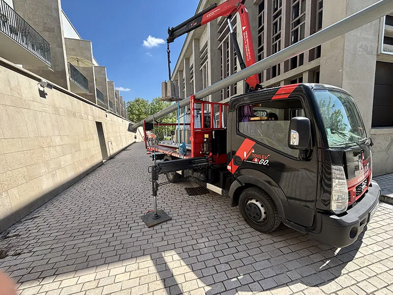 Préparer votre chantier : checklist pour une opération de levage réussie en accès difficile